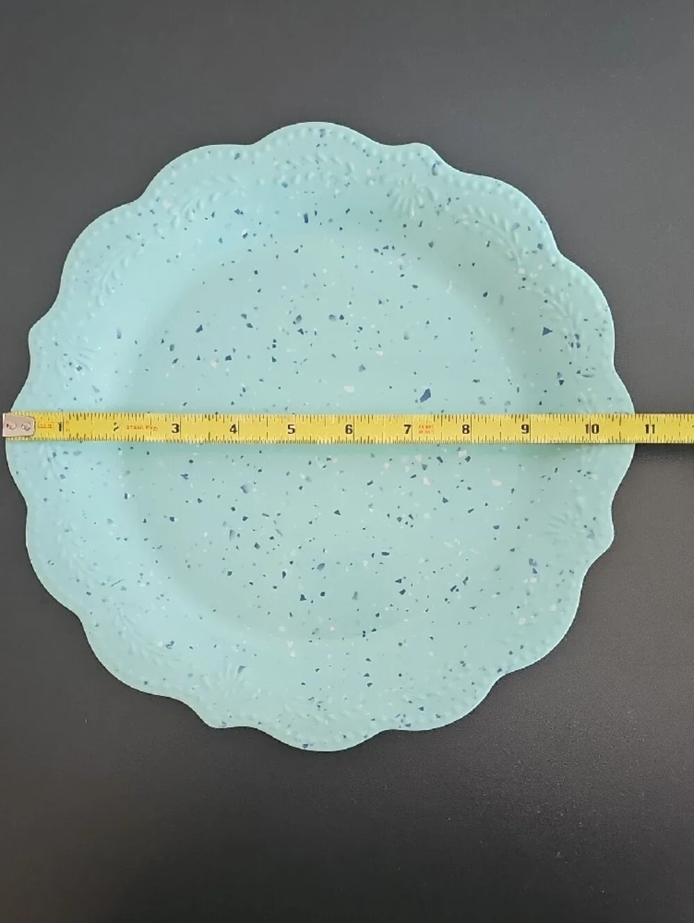4 Pioneer Woman Melamine Dinner Plates Aqua
